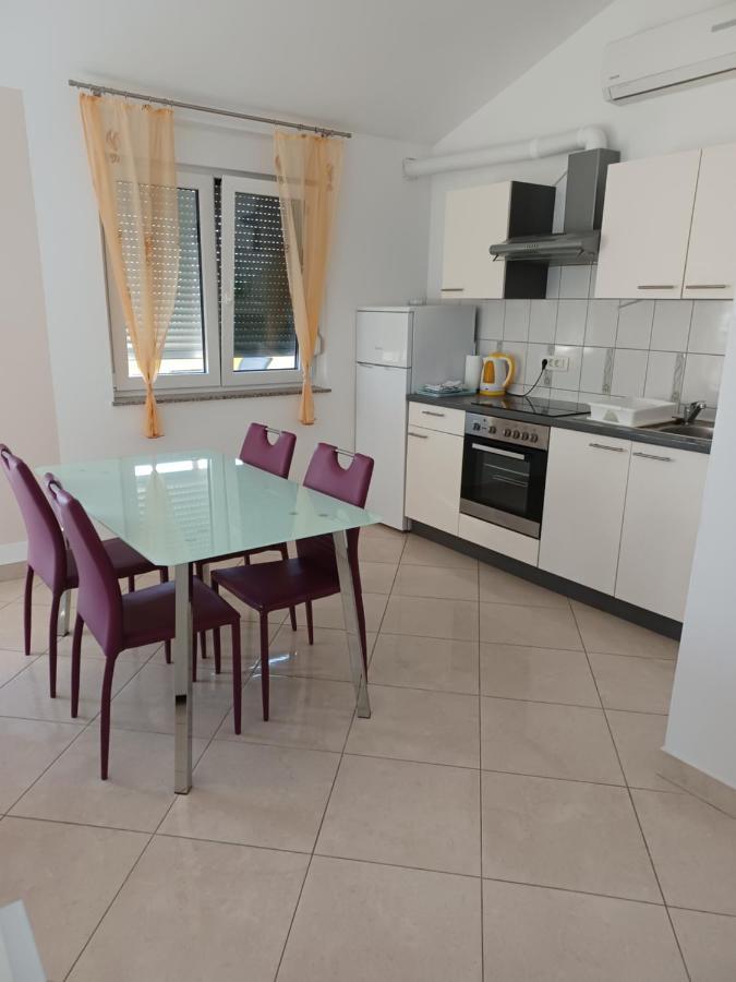 Apartmani Suncev Sjaj Rtina Bagian luar foto