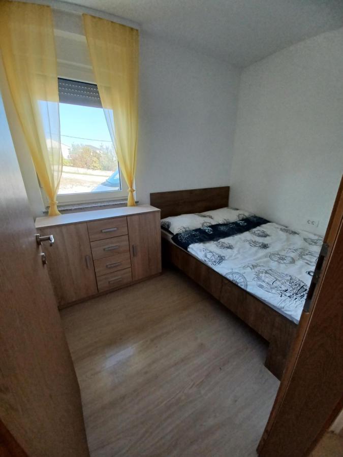 Apartmani Suncev Sjaj Rtina Bagian luar foto