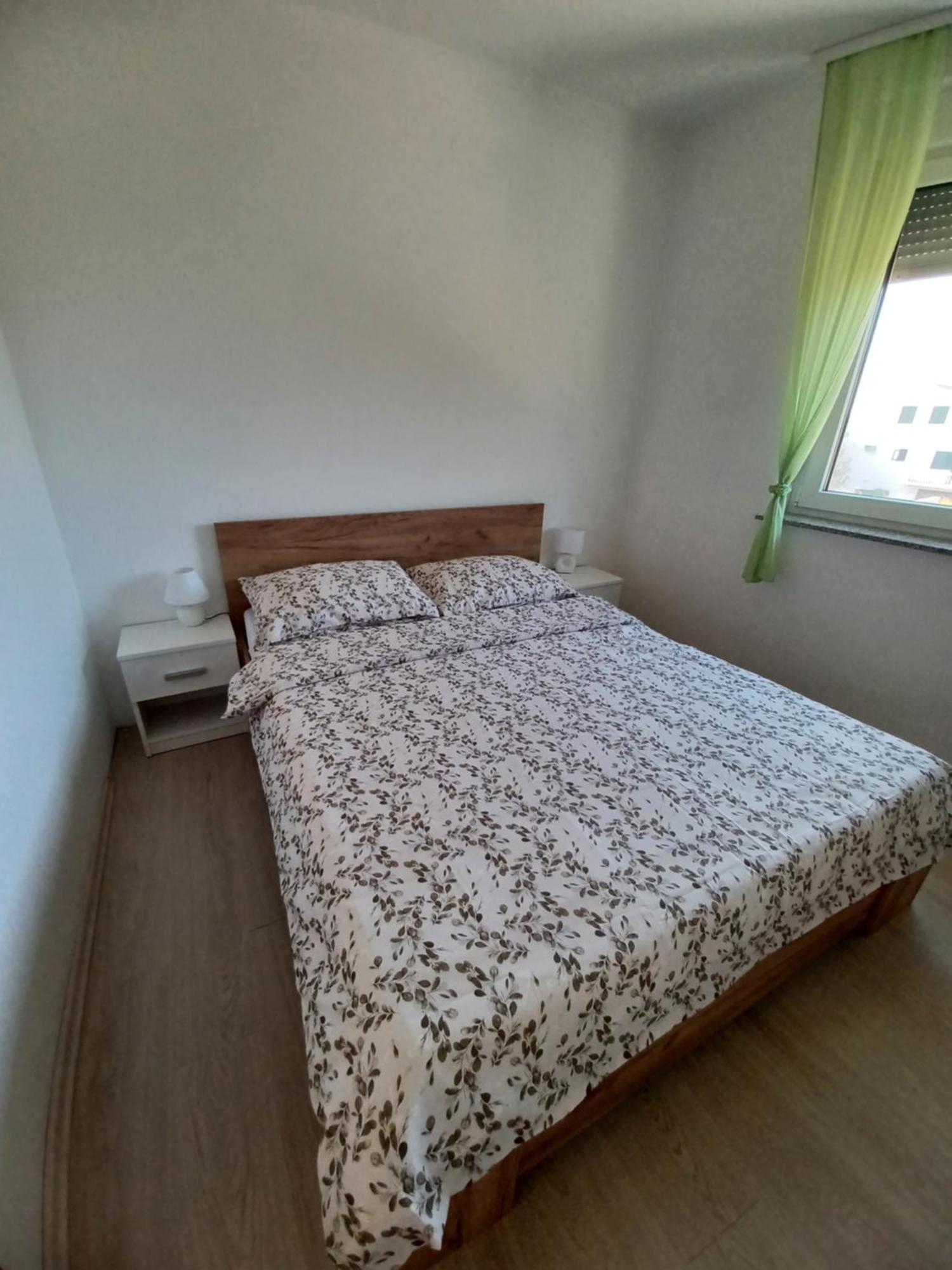 Apartmani Suncev Sjaj Rtina Bagian luar foto